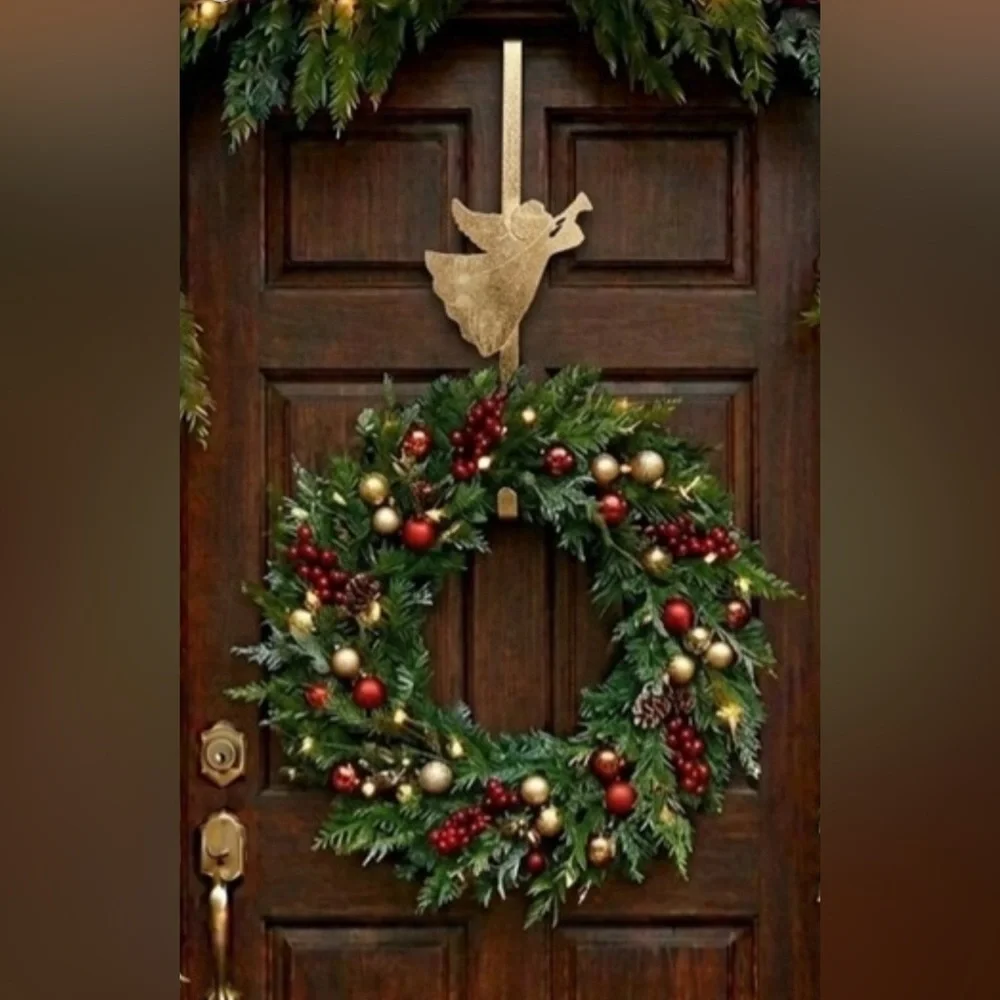 UNBRANDED | Holiday Wreath Holder
